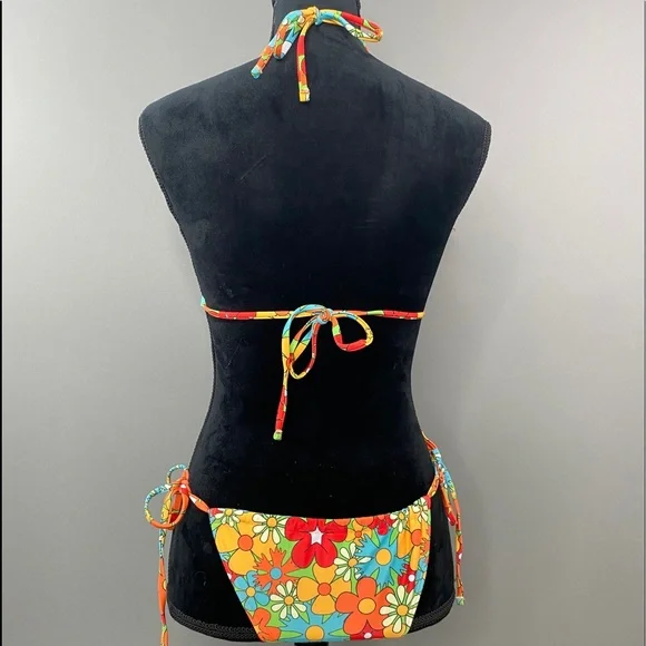 Floral Amazon Bikini with Matching Wrap Size L - Picture 3 of 3